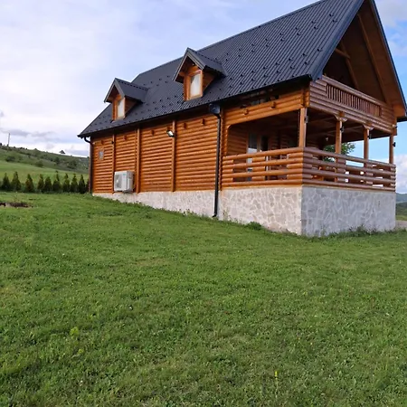 Vikendica Na Dlanu Sjenica