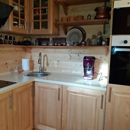 Vikendica Na Dlanu Sjenica